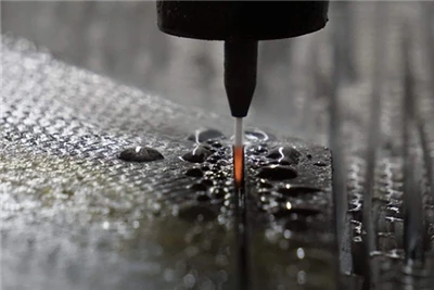 Thermoplastische koolstofvezellaminaten kunnen in de toekomst met ultrasnelle...
